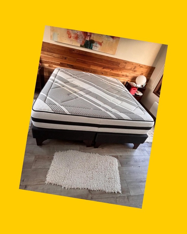 Cama king con veladores y ropa de cama Rosen