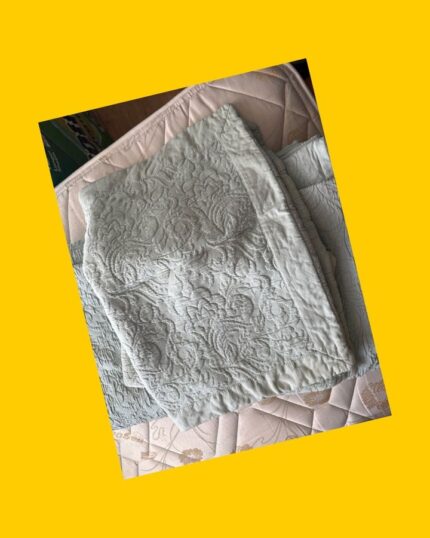 Cubrecama King verde menta con funda de almohada Roberta Allen