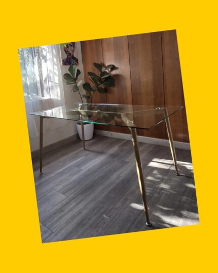 Mesa de comedor de vidrio estilo Eames