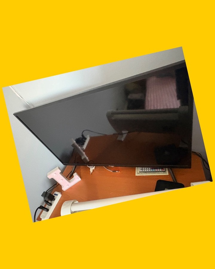 TV 32 (no smart) Hisense